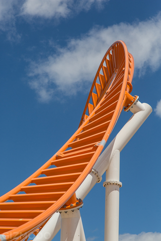 Illustration for article titled Coney Island's Newest Roller Coaster Is Narrower Than Most Apartments